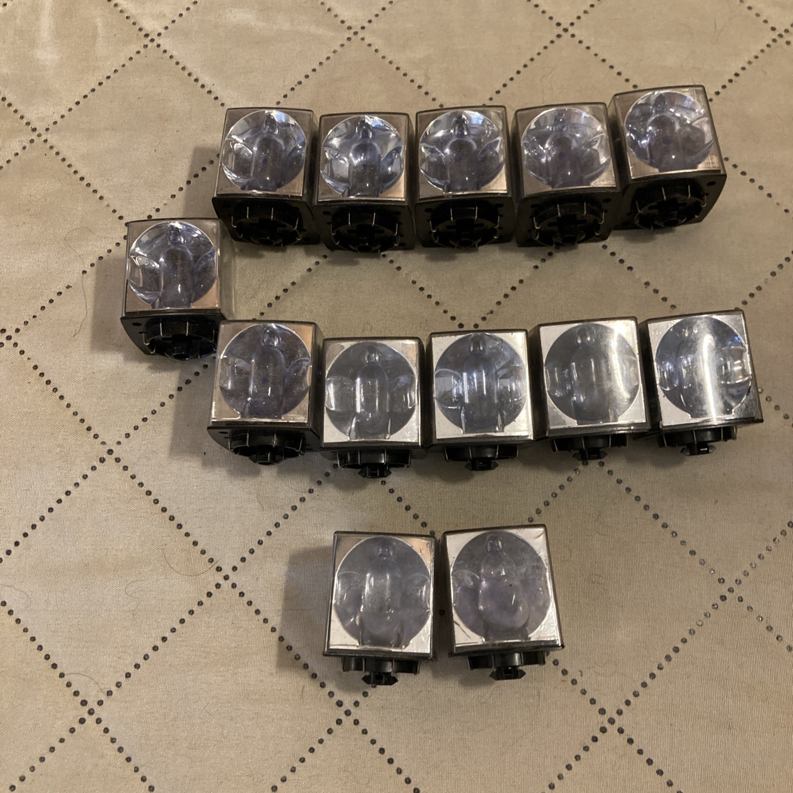 Sylvania Blue Dot Flashcubes 13 Cubes/ 49 Flashes Vintage New Old Stock