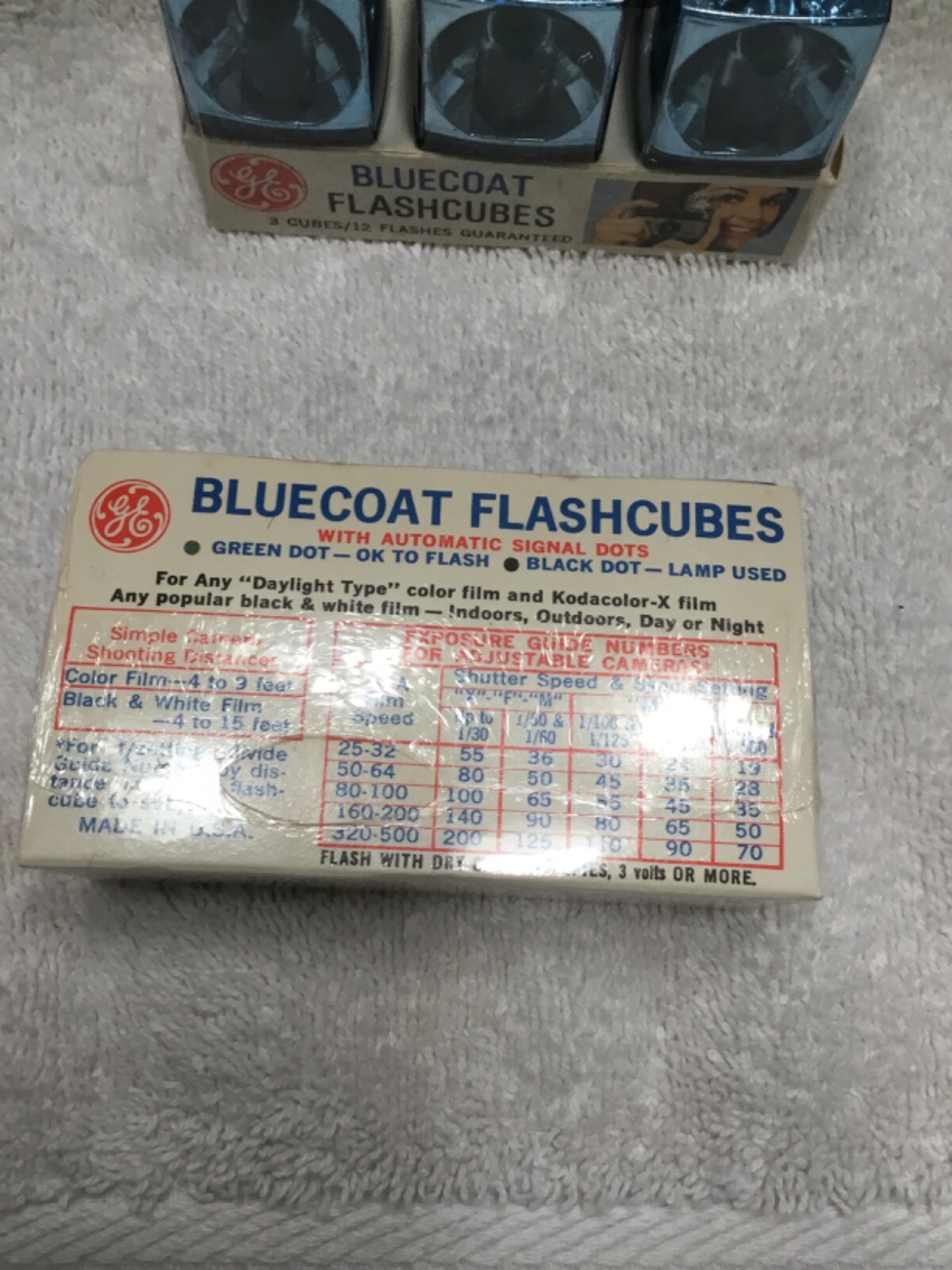 Vintage Unused GE Blue Coat Flash Cubes – 3 Cube Package Set of 2