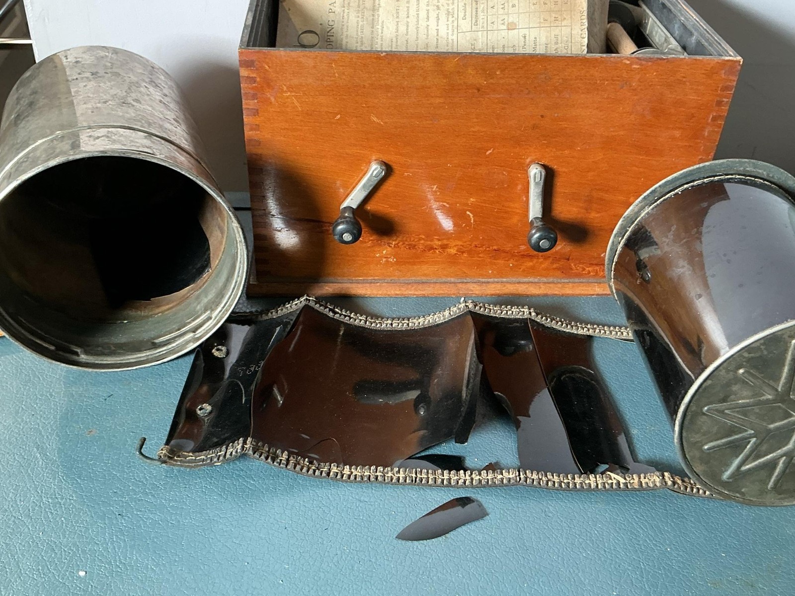Vintage Kodak Tank Developer Model B 3 1/2 In Film Reel Set Wood Box USA