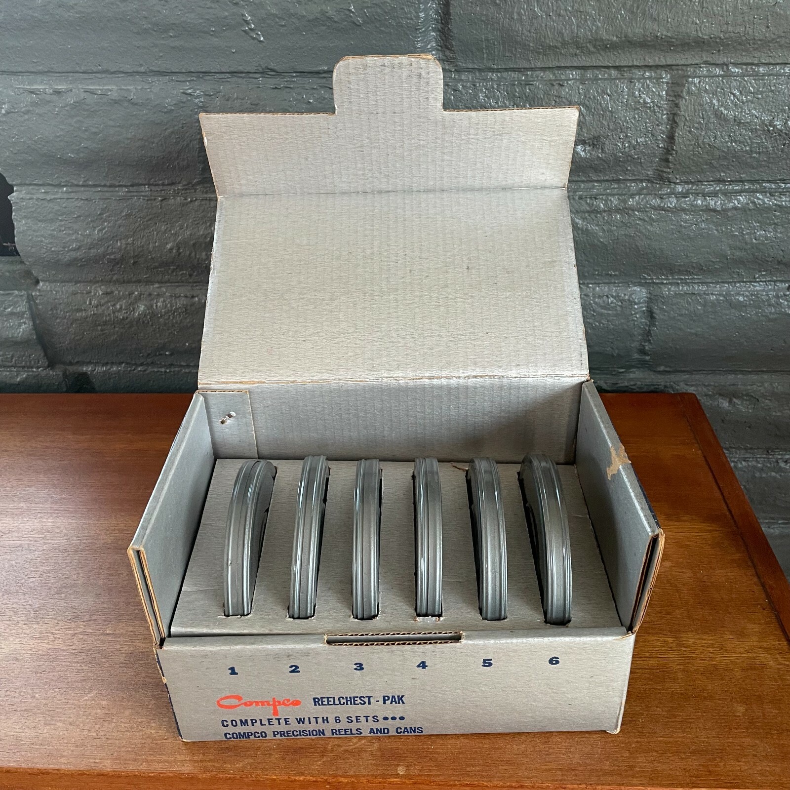 8mm Film Compco ReelChest PAK 6 Sets Compco Precision 5 Inch Reels & Cans