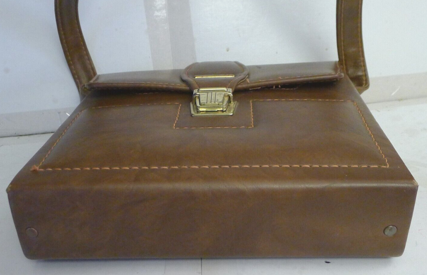 Camera Compartment Tan Case for Polaroid Folding SX-70 Camera & Accessories P76