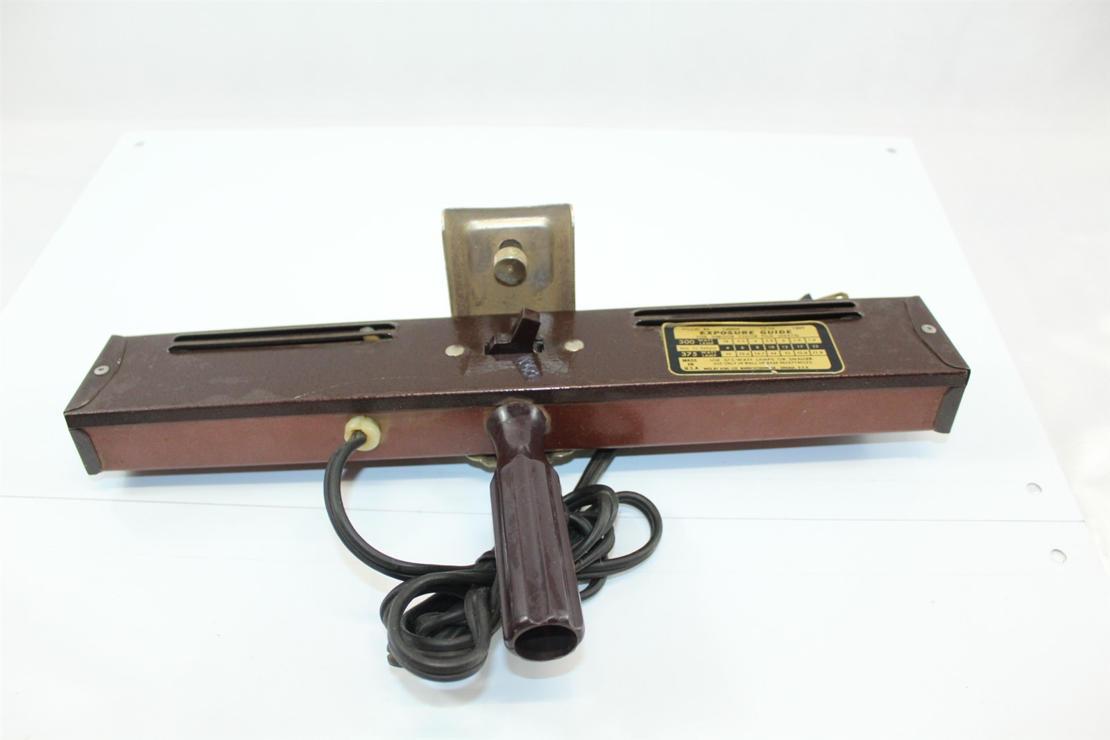 Vintage ACME MOV-E-LITE 4 Lamp Light Bar 14-3/4″ Tested Working