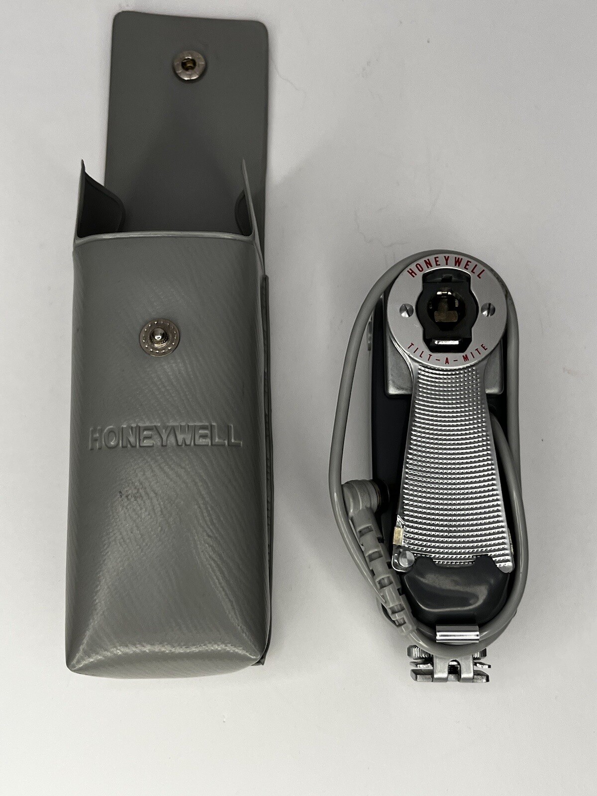 VINTAGE HONEYWELL PENTAX TILT-A-MITE CAMERA FLASH UNIT W/SYNC CORD
