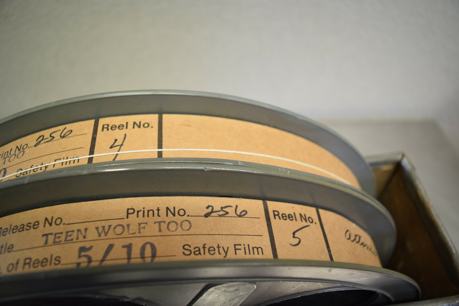 Paramount Motion Picture Metal Canister Reel Case w/#4 & 5 of Teen Wolf Too
