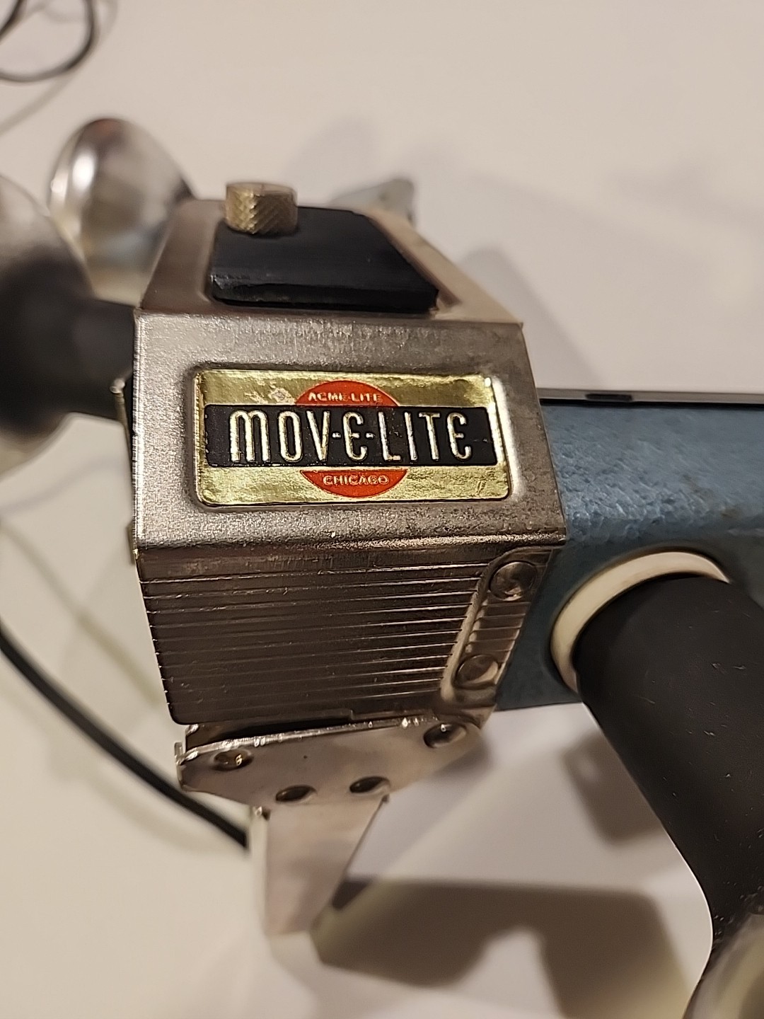 Vintage Acme Lite Mov E Lite Movie Light 4 Bulb Lighting Bar (Working)