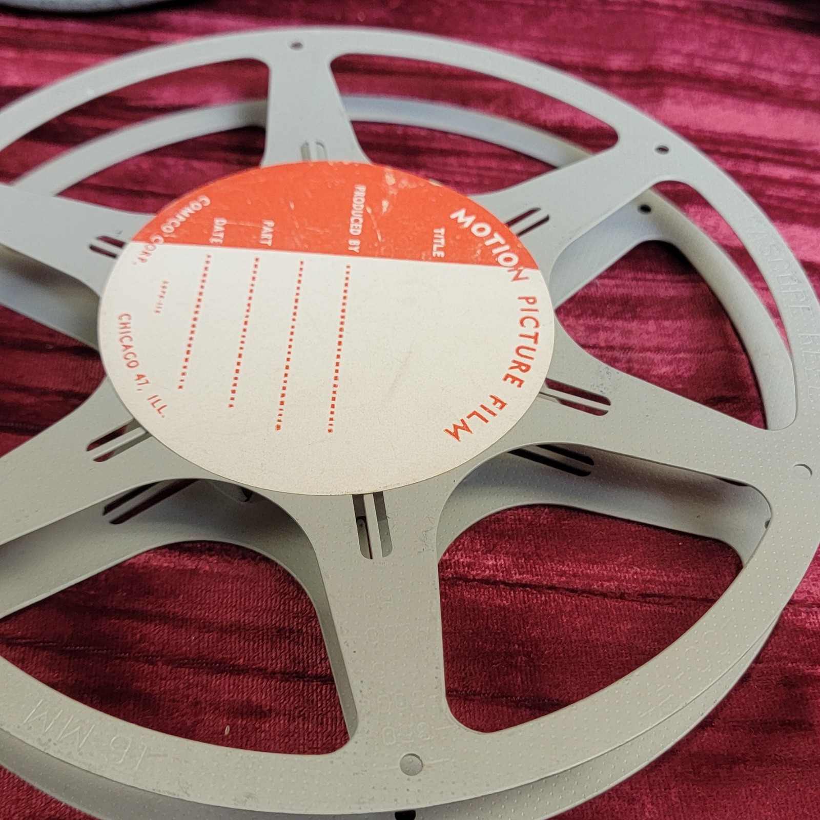 2X Empty 8mm Metal Film Reel w/ CanisterS 7″ Diameter VINTAGE ESTATE FIND