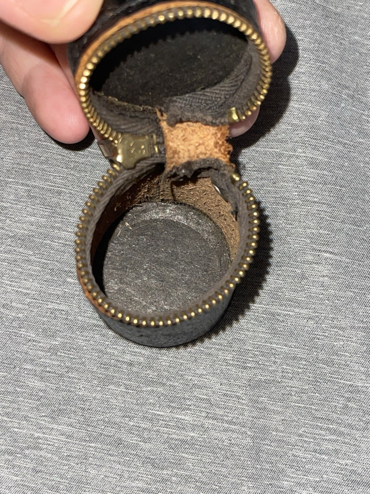 Lot Of 2 Vintage Mini Zipper Top Film Canister & Italian Kiss Lock Mini Coin Bag