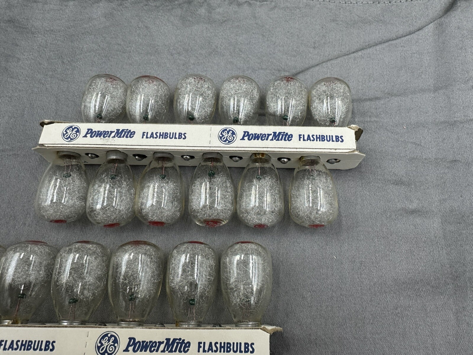 Vintage 2 Boxes Of 12 General Electric Clear M2 Camera Flashbulbs GE Made In USA