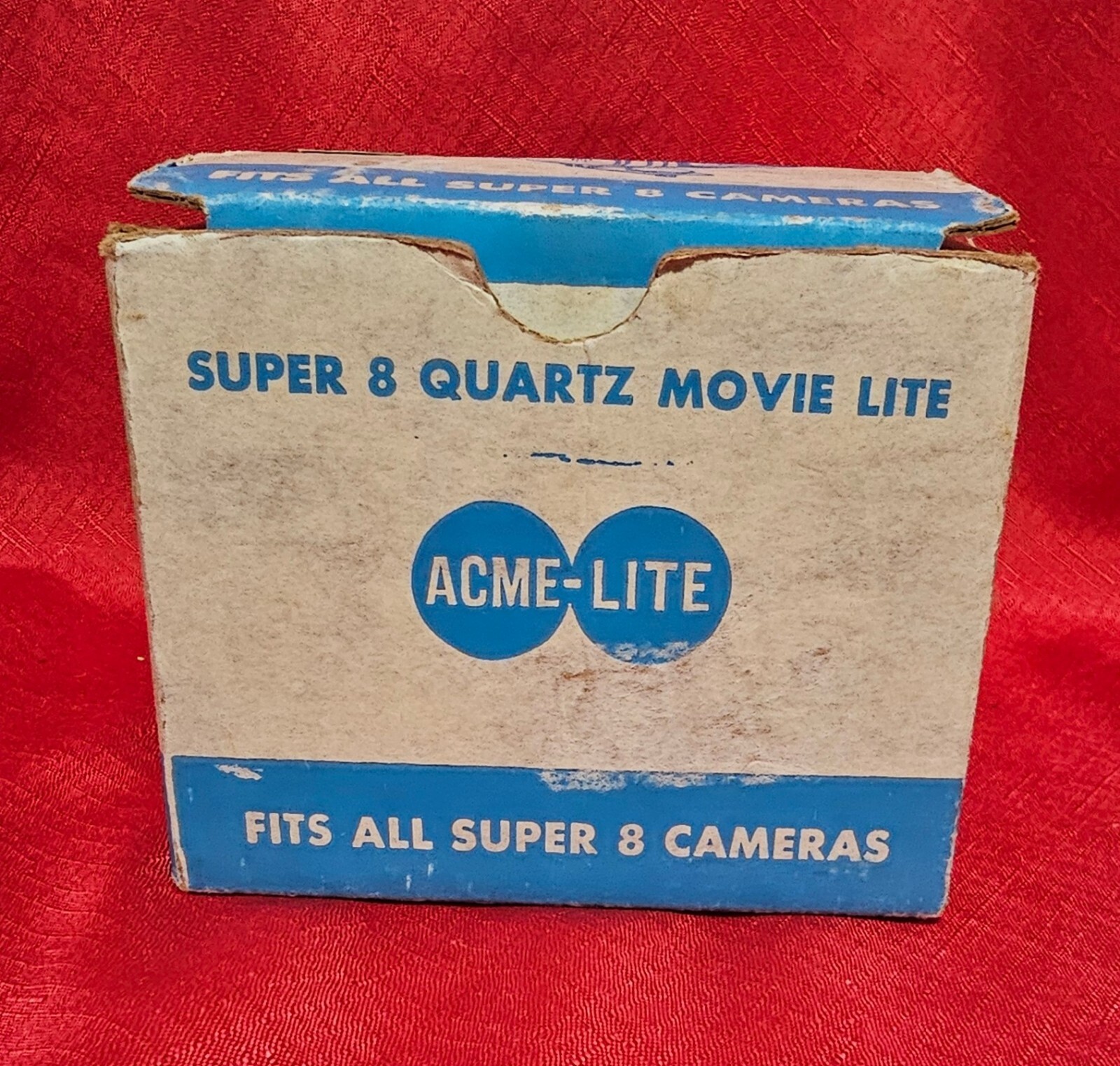 NIB Super 8 Quartz Movie Light Original Box And Paperwork Model 709 TESTED/WORKS