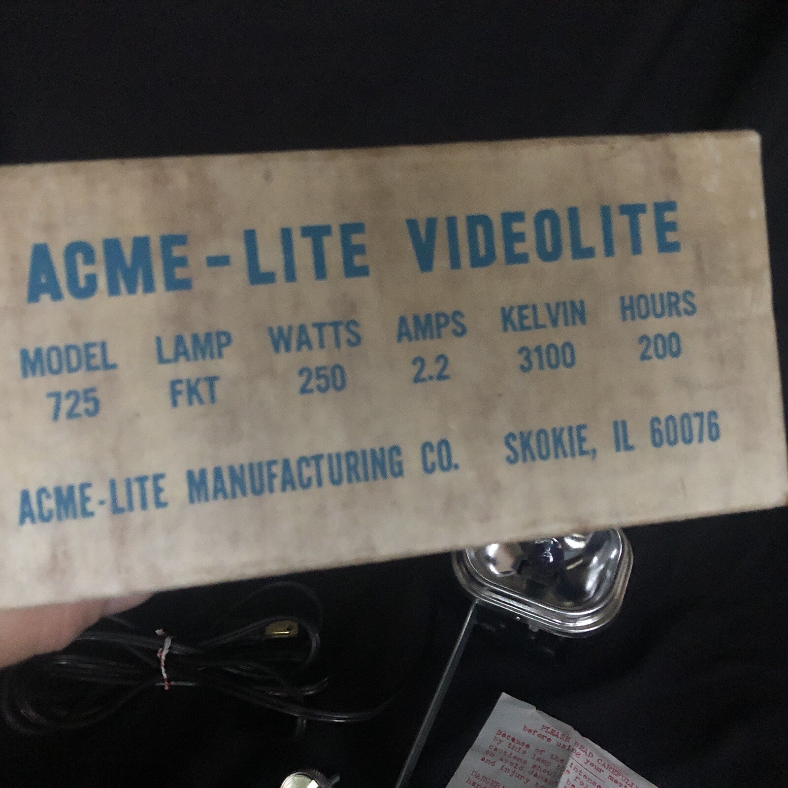 Acme-Lite Videolite Vintage movie light Model 725 250 Watt Lamp- w Mounting Shoe