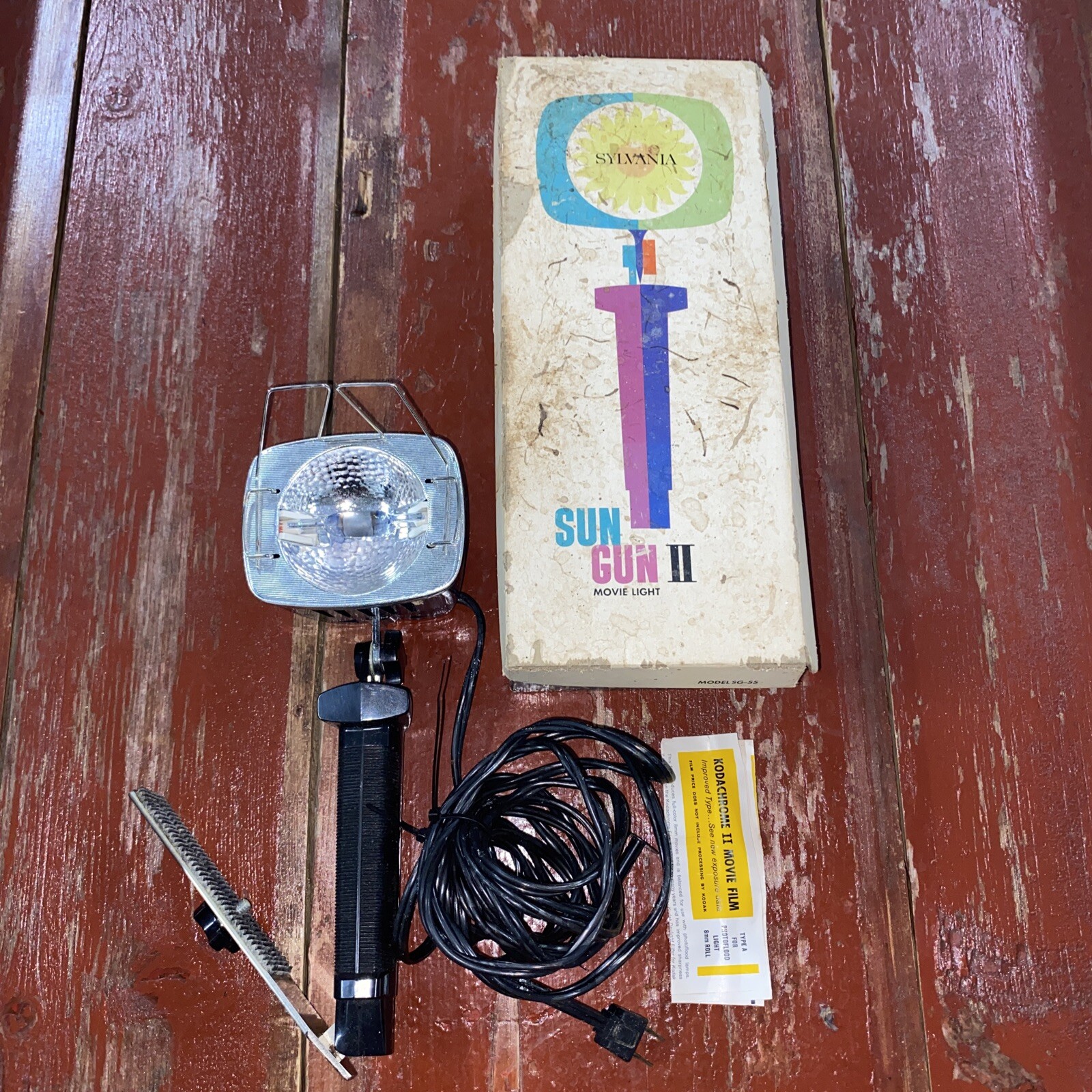 Vintage SYLVANIA SUN GUN II Movie Light SG-55 Tested & Works