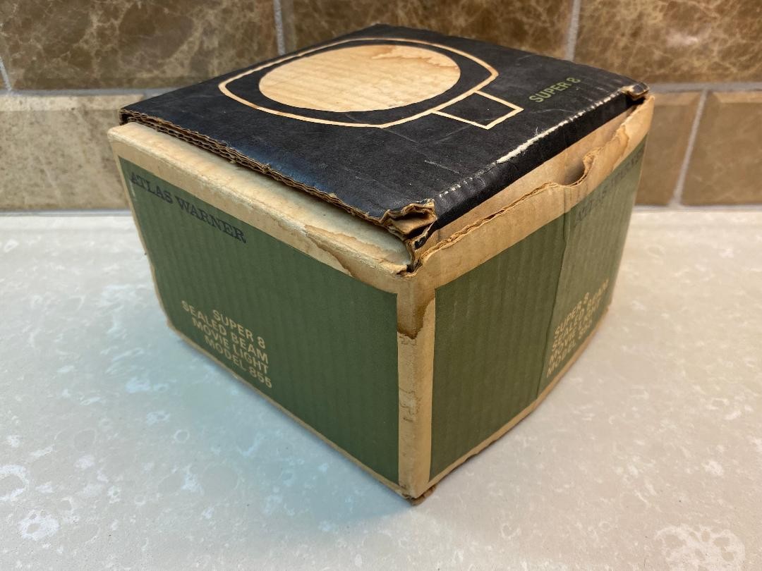 VINTAGE ATLAS WARNER SUPER 8 SEALED BEAM MOVIE LIGHT TESTED WORKING