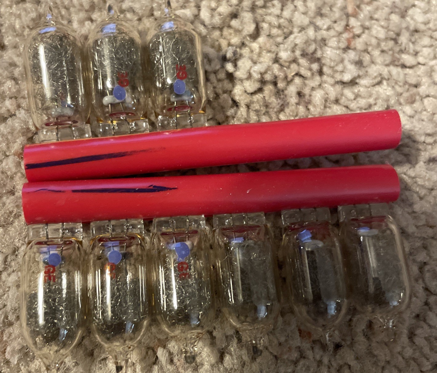 9 Vintage GE AG1 Flashbulbs – New in Original Packaging