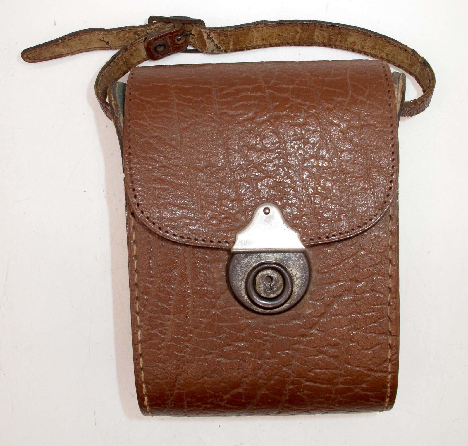 *VINTAGE* BROWN HARD CASE 6″x 4″ x 2″ WITH STRAP-BLUE INTERIOR-WORKING CLASP