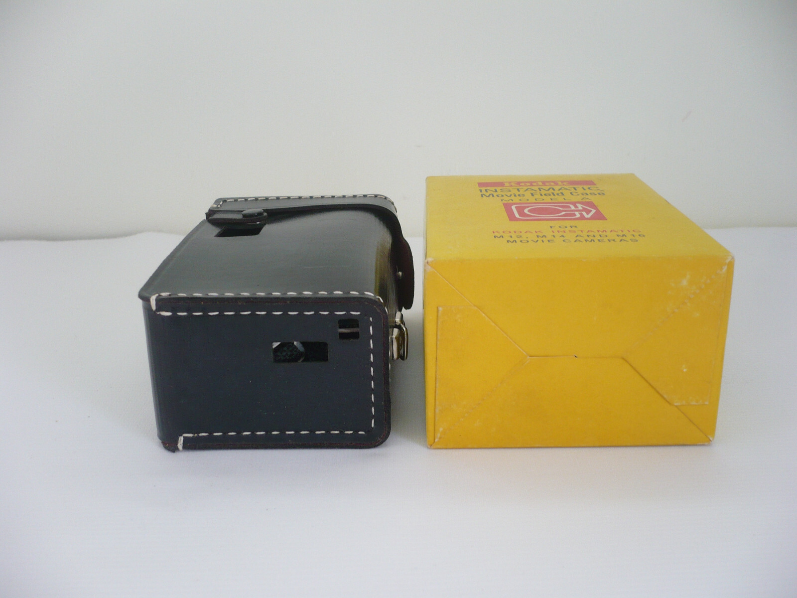 Vintage Kodak Instamatic Movie Field Case w/Carrying Strap Model A in Box NEW