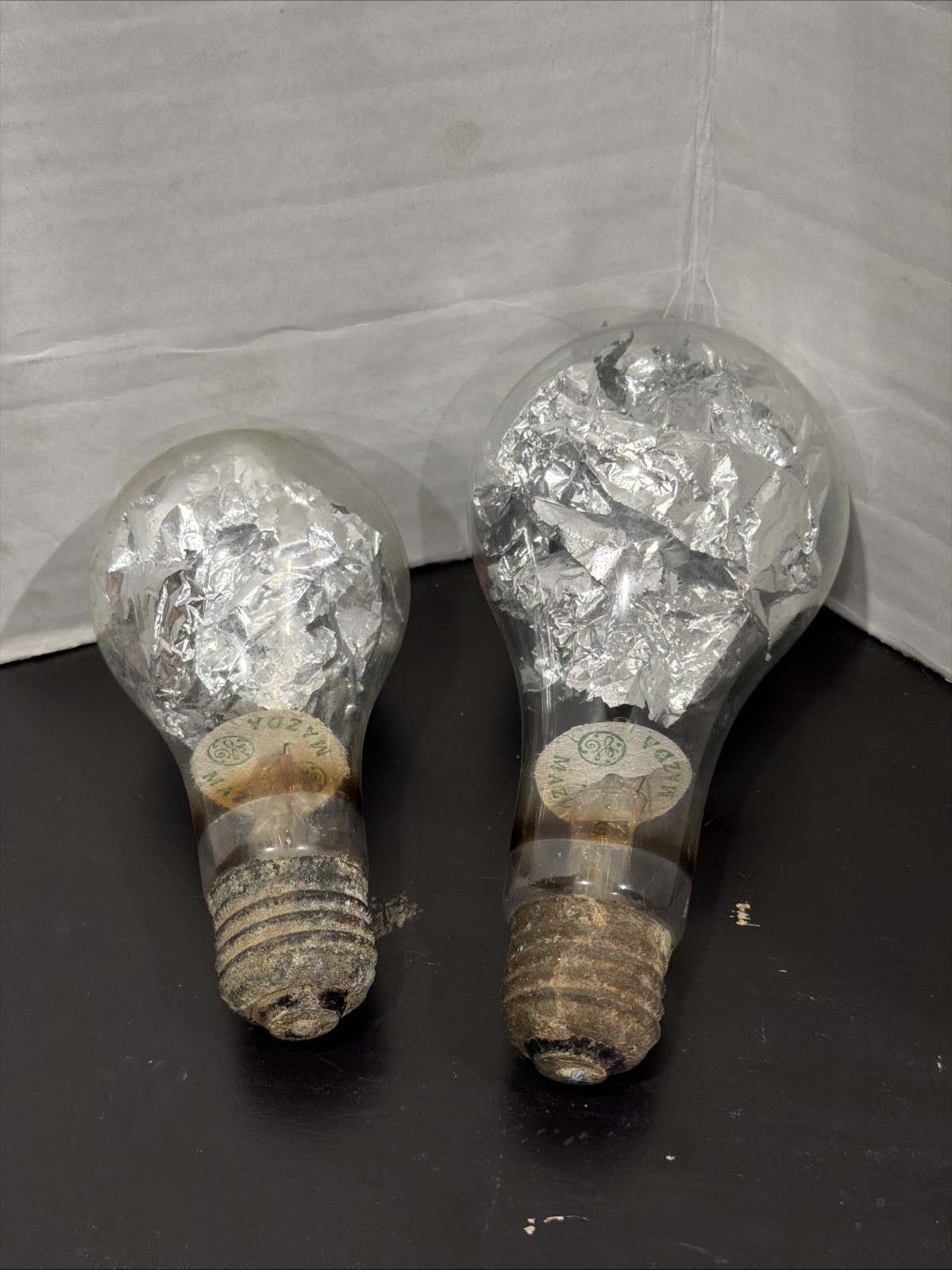 Vintage G.E. Mazda Photoflash Lamp Flashbulb Rare Set of 2 Cave Use – 2 Sizes