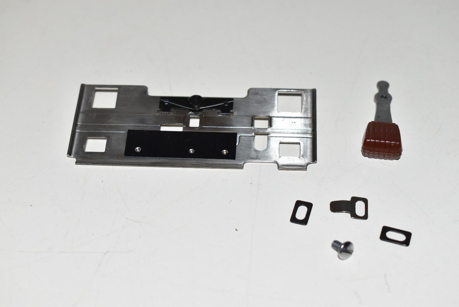 Ampro Futurist 8 Parts: Parts in back of lens and Knob