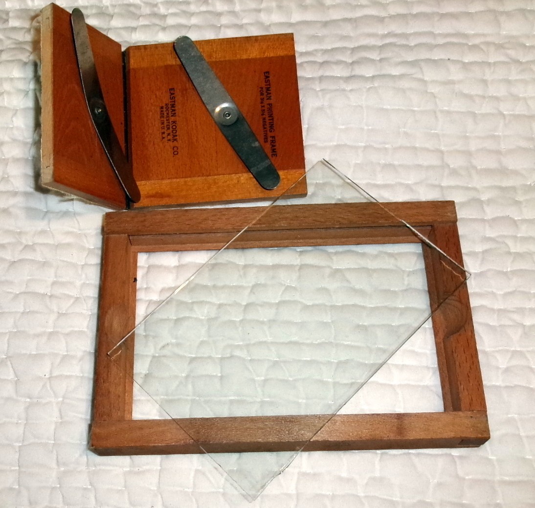 Antique Eastman Kodak Auto Mask Printing Frame Negatives Wood Oak 3 1/4 x 5 1/2