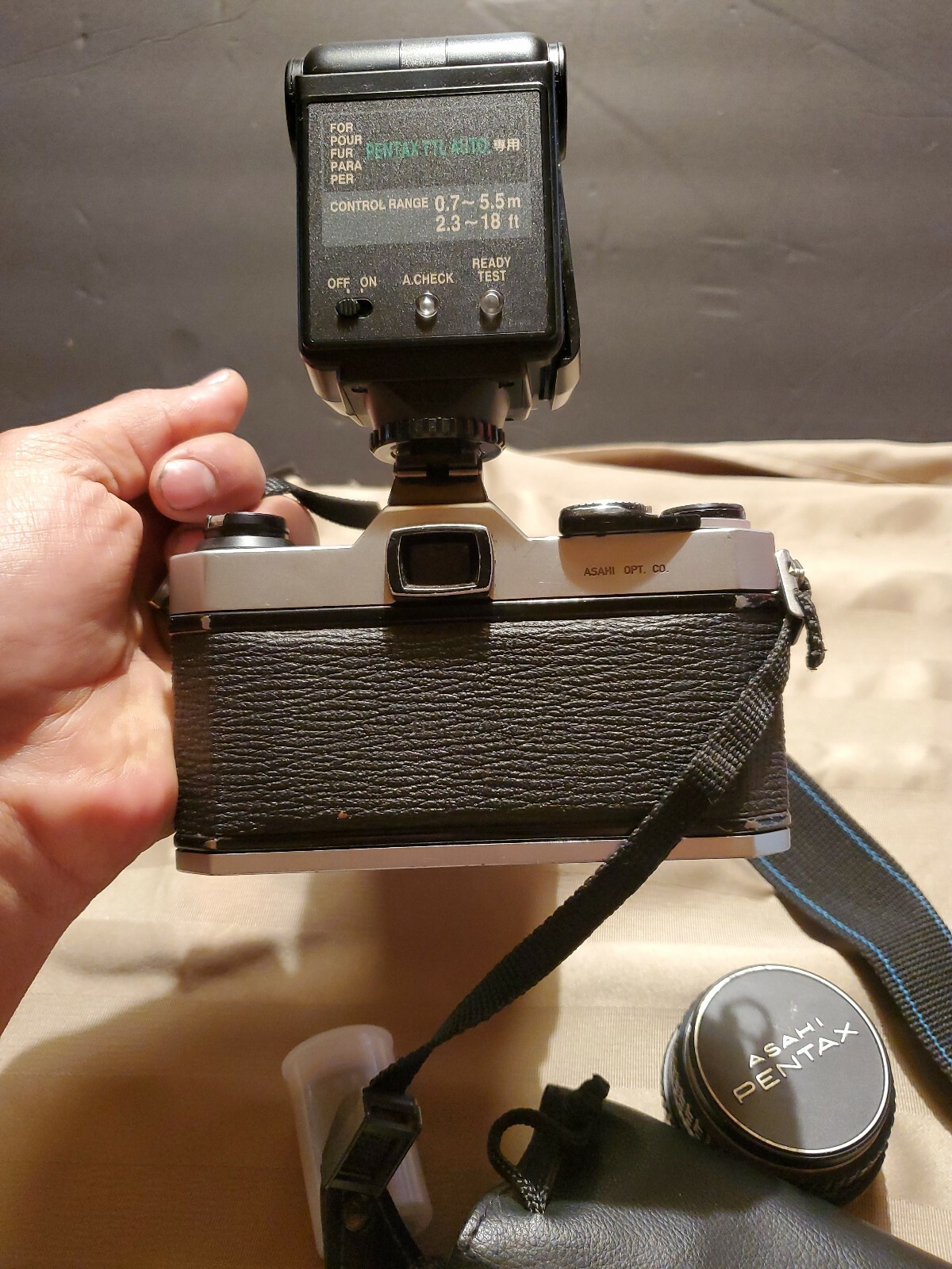 Vtg Pentax K1000 35mm camera with lenses untested 4 parts or repairs A4