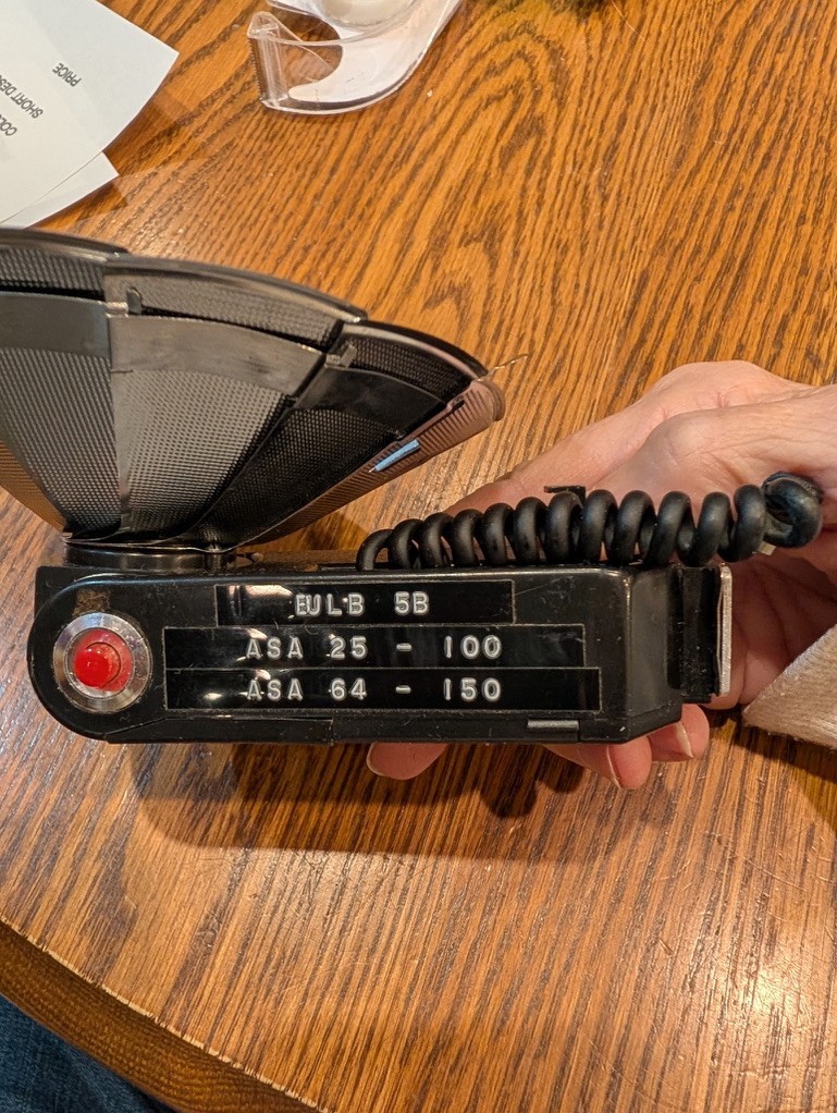 SEARS Flash Unit with Bulb Reflector and Bracket Vintage Photo Accessory(R)