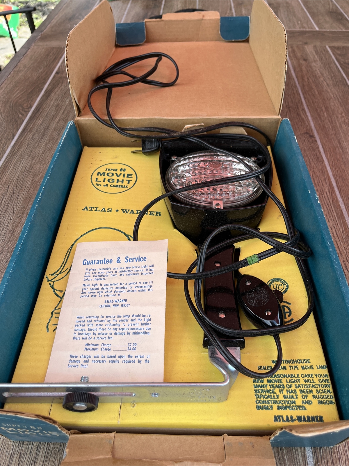 Vintage Super 88 650 Watt Sealed Beam Movie Light w/Original Box by Westinghouse
