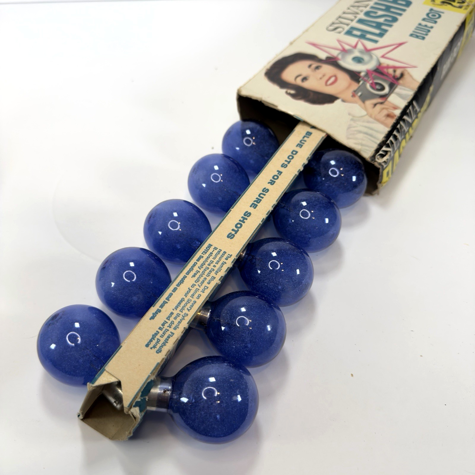 Vintage Sylvania Blue Dot Press 25B Flashbulbs 10 New Bulbs w/ Original Box