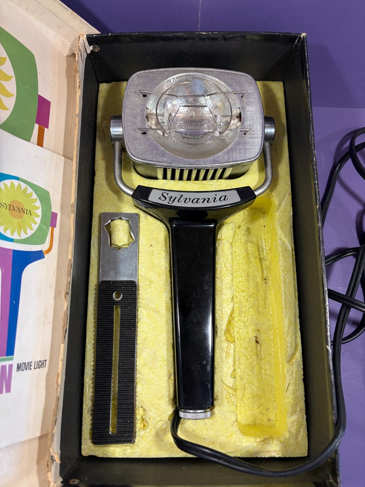 Vintage Sylvania Sun Gun Movie Light Model SG-50 in Box – VGC Works (box rough)
