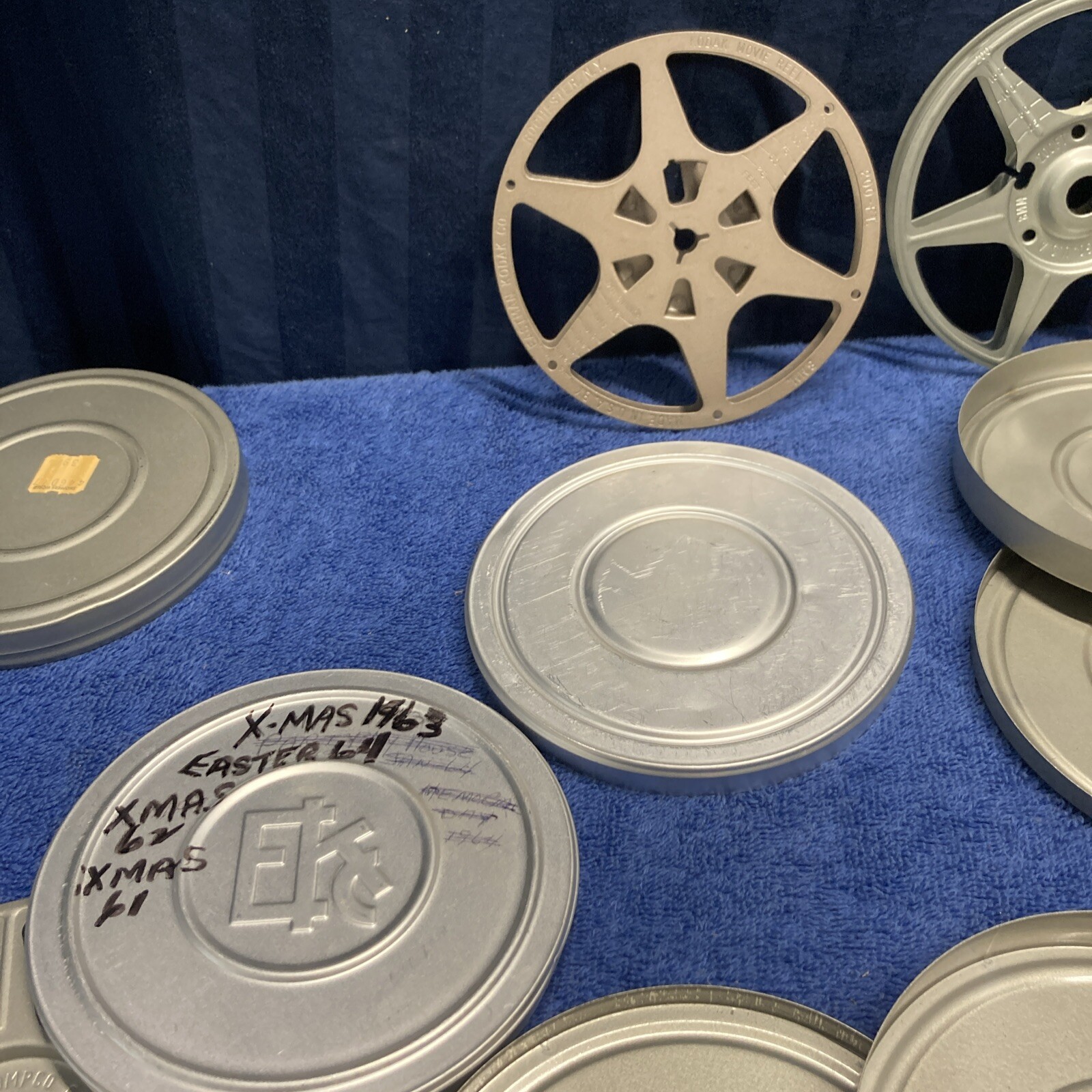 Lot Of 4 8 mm Film Metal 5″ Reel & Case Compco & Kodak Vintage B4