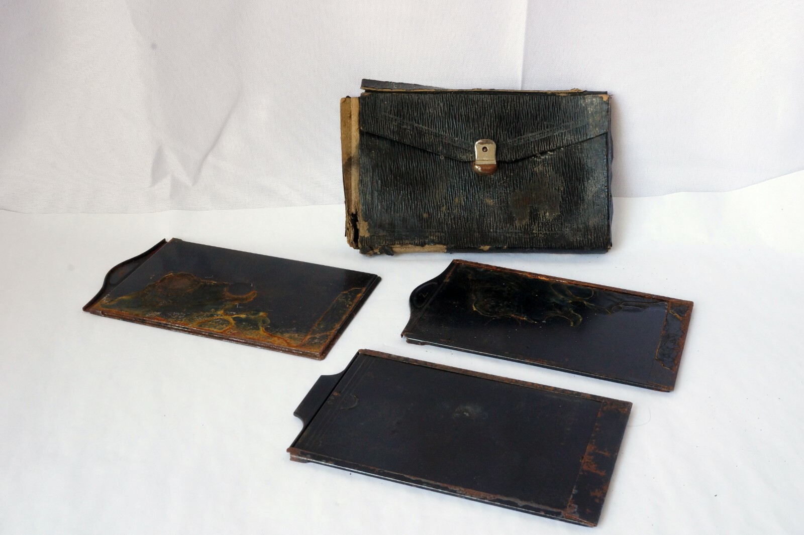 3 x Vintage 4×5 Metal Film Holders include one DRP for Parts or Repair only