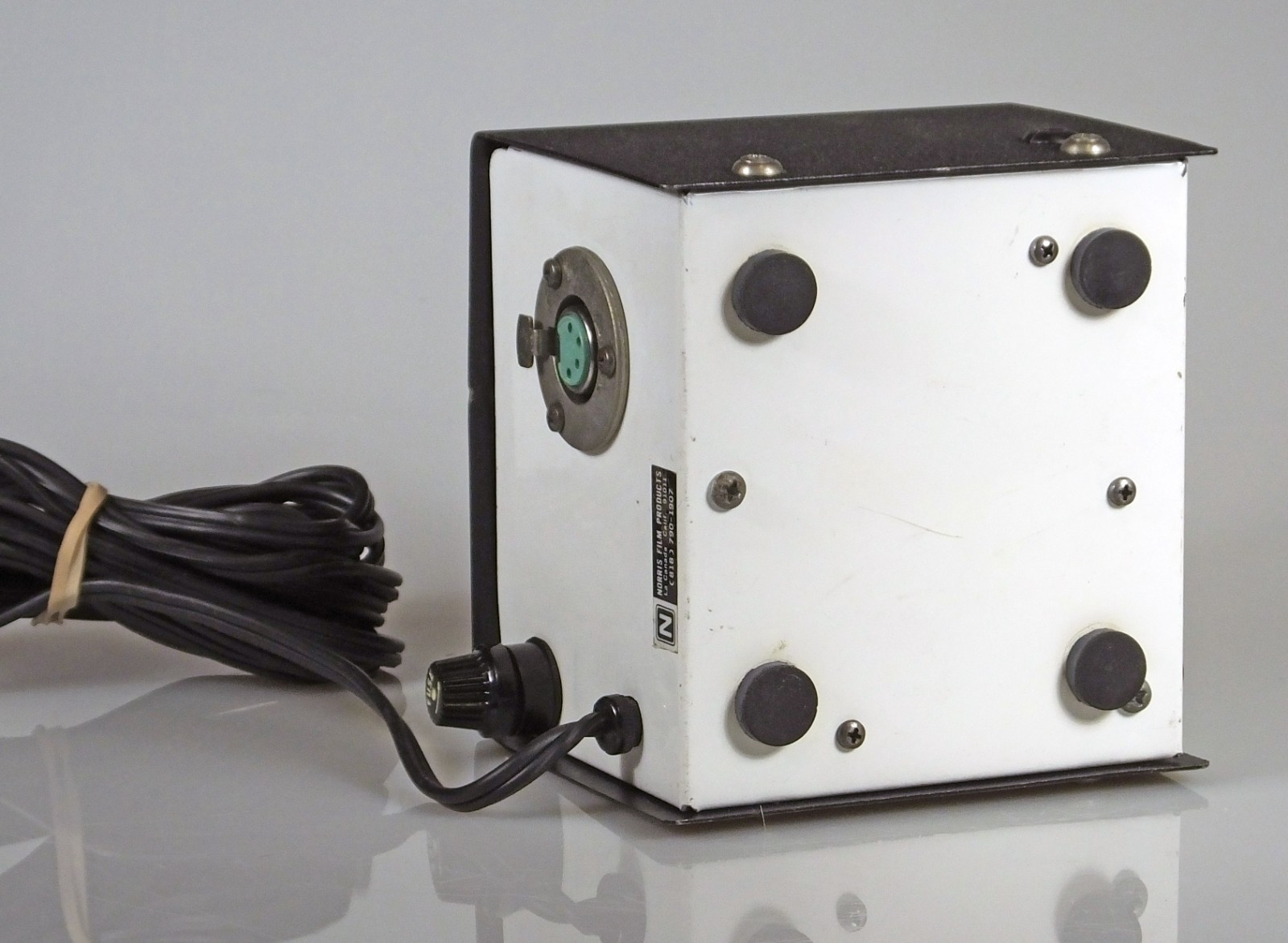 Norris Film Products Power Supply for Arriflex 16 St and XLR4 – Untested
