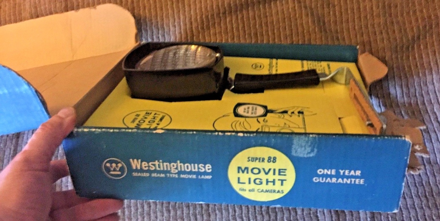 VINTAGE WESTINGHOUSE SUPER 88 MOVIE LIGHT SEALED BEAM TYPE MOVIE LAMP 650 WATT