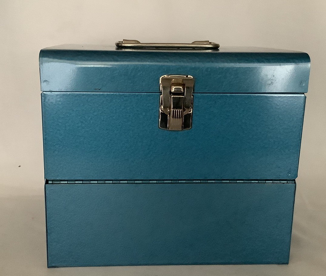Vintage Logan Deluxe No. 185 8MM All Metal Film Reel Chest Storage Box W/Spicer