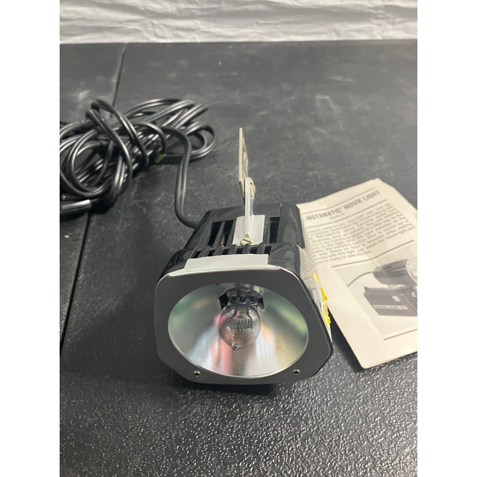 Kodak Instamatic Movie Light Model 2 Vintage Camera Accessory with Manual