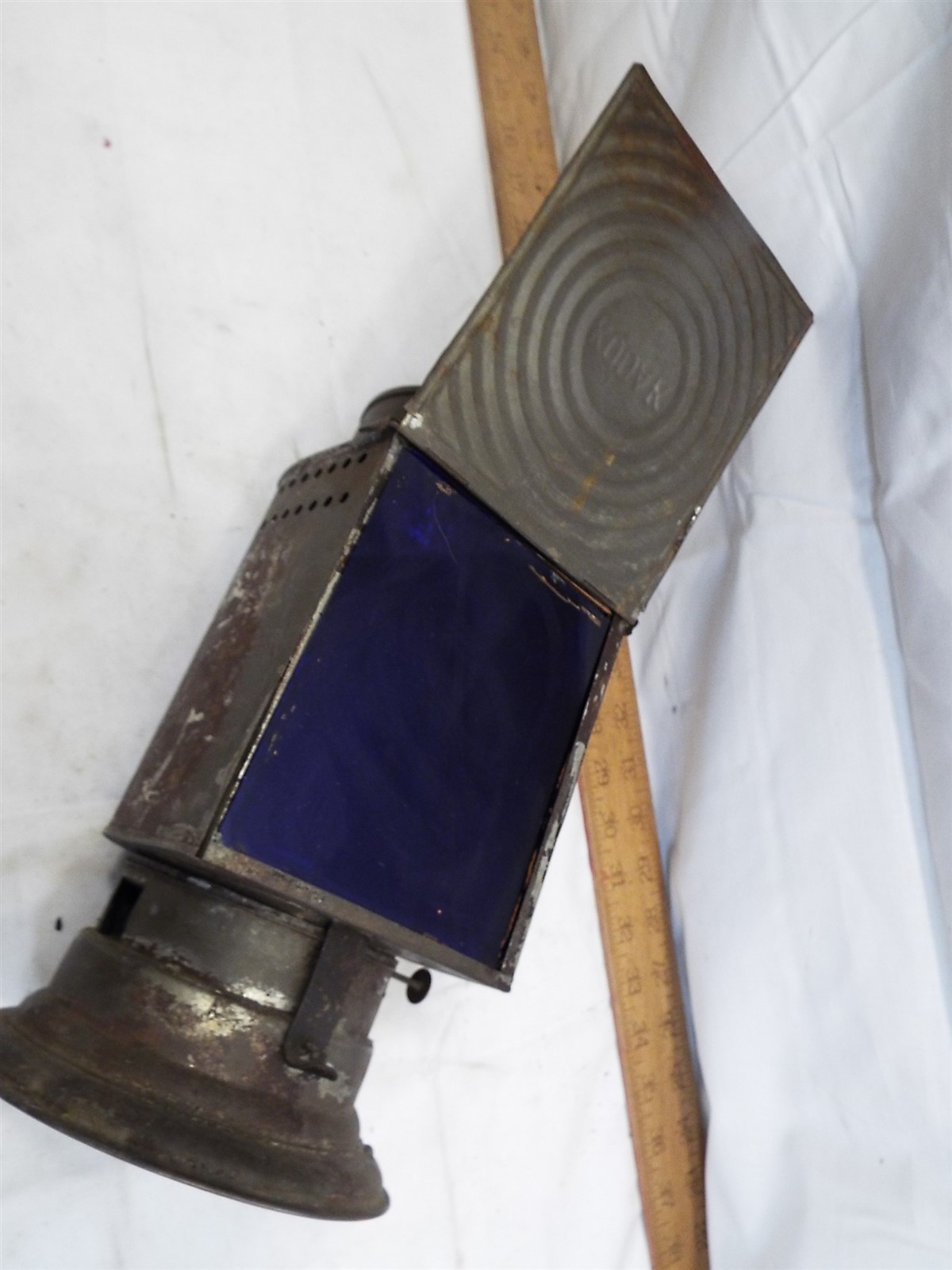 Kodak Dry Plate Lantern Dark Room Safe Light Tin Lamp Darkroom Photo Blue Lens