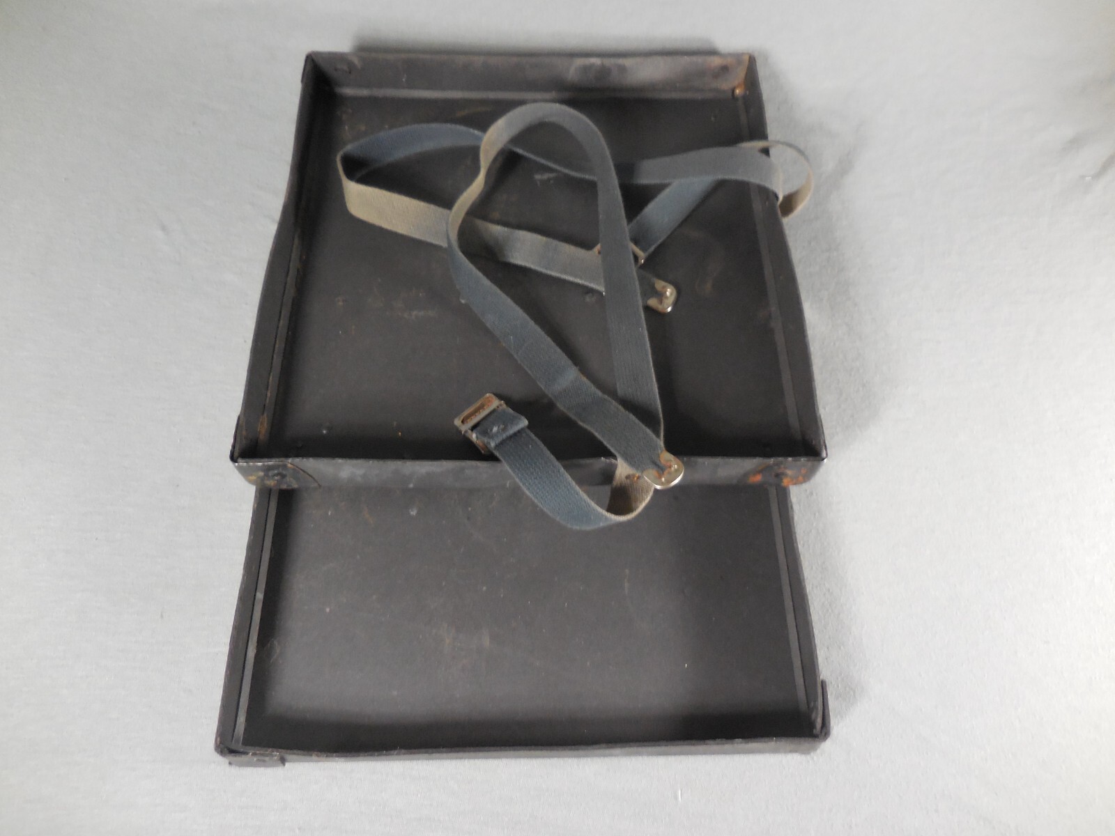 Vintage 16MM Movie Film Reel Shipping Case w Canvas Straps 11”X11” For The Blind