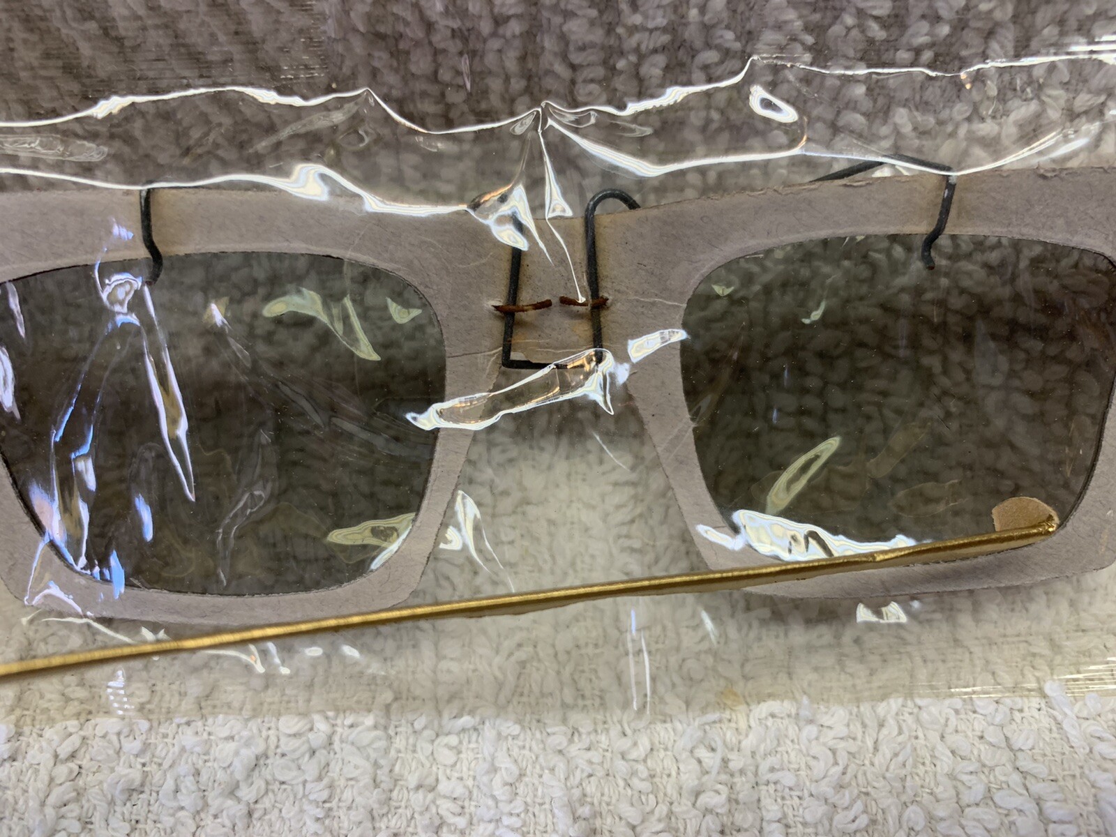 Vintage Polaroid 3D disposable glasses
