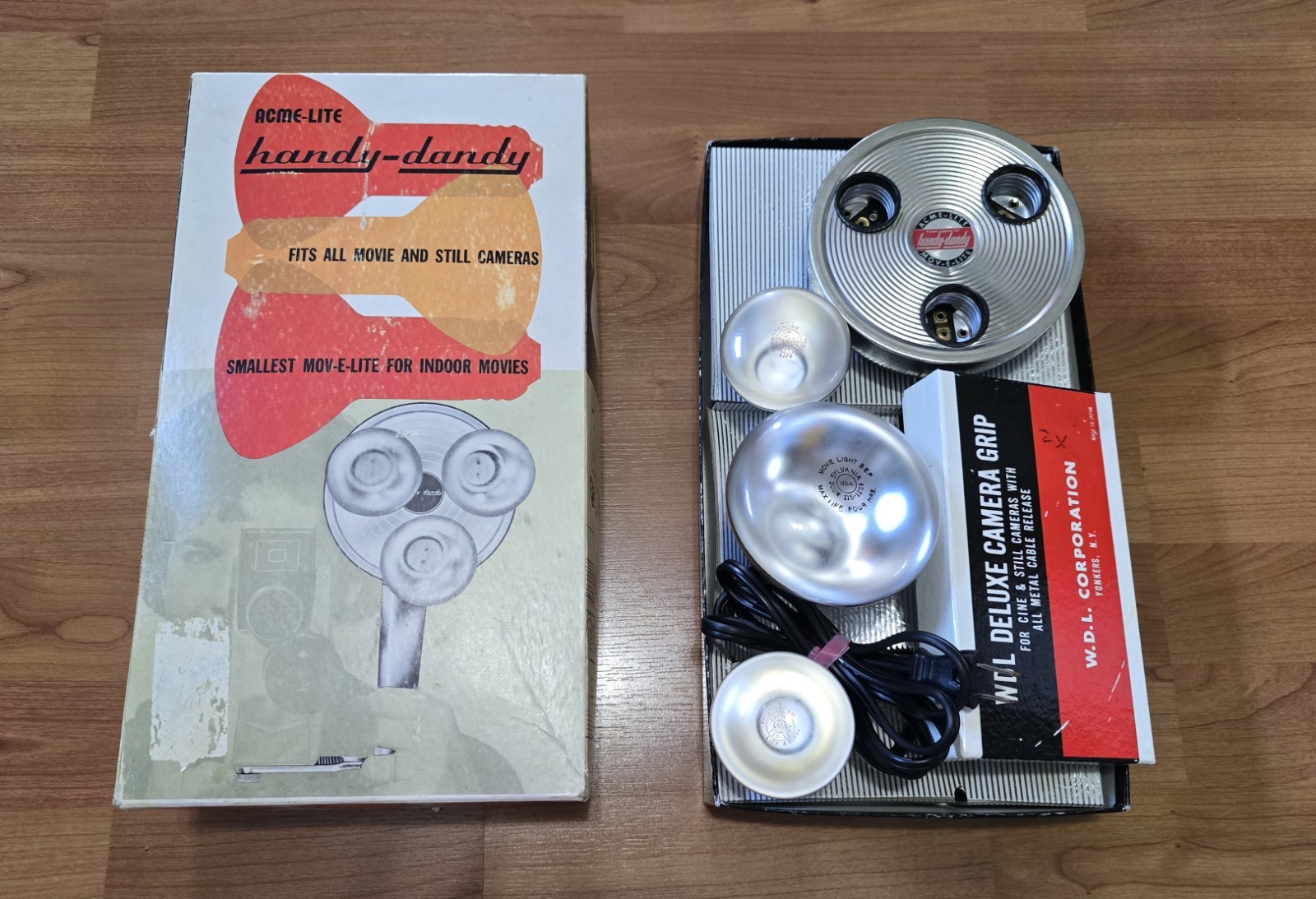 Vintage Acme-Lite Handy-Dandy 3HD Movie Camera Light USA Tested Box WDL Grip