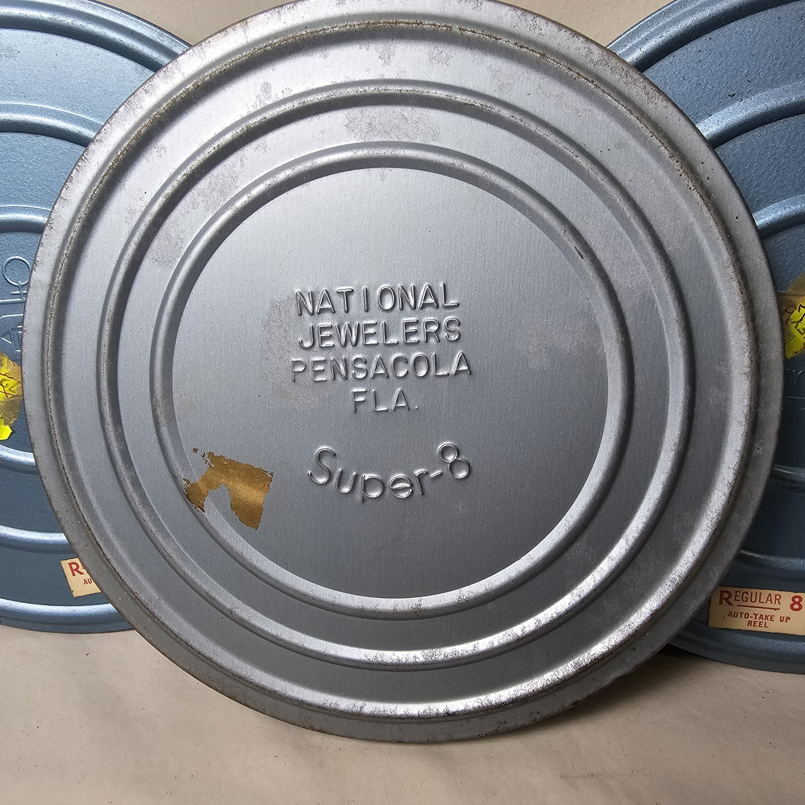3x Lot 7” 8mm Metal Film Reels w/ Canisters 2 Empty 1 Mystery Content 400ft Cans