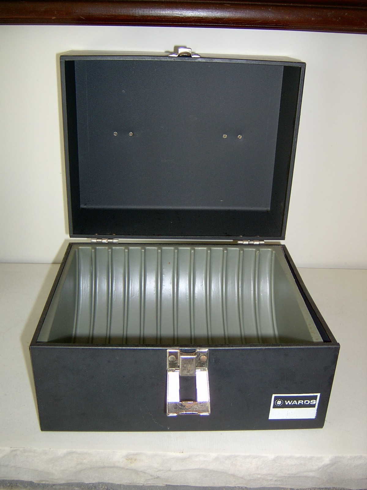 Vintage Wards 8mm Movie Film Storage Case with 12 Reel Film Canisters