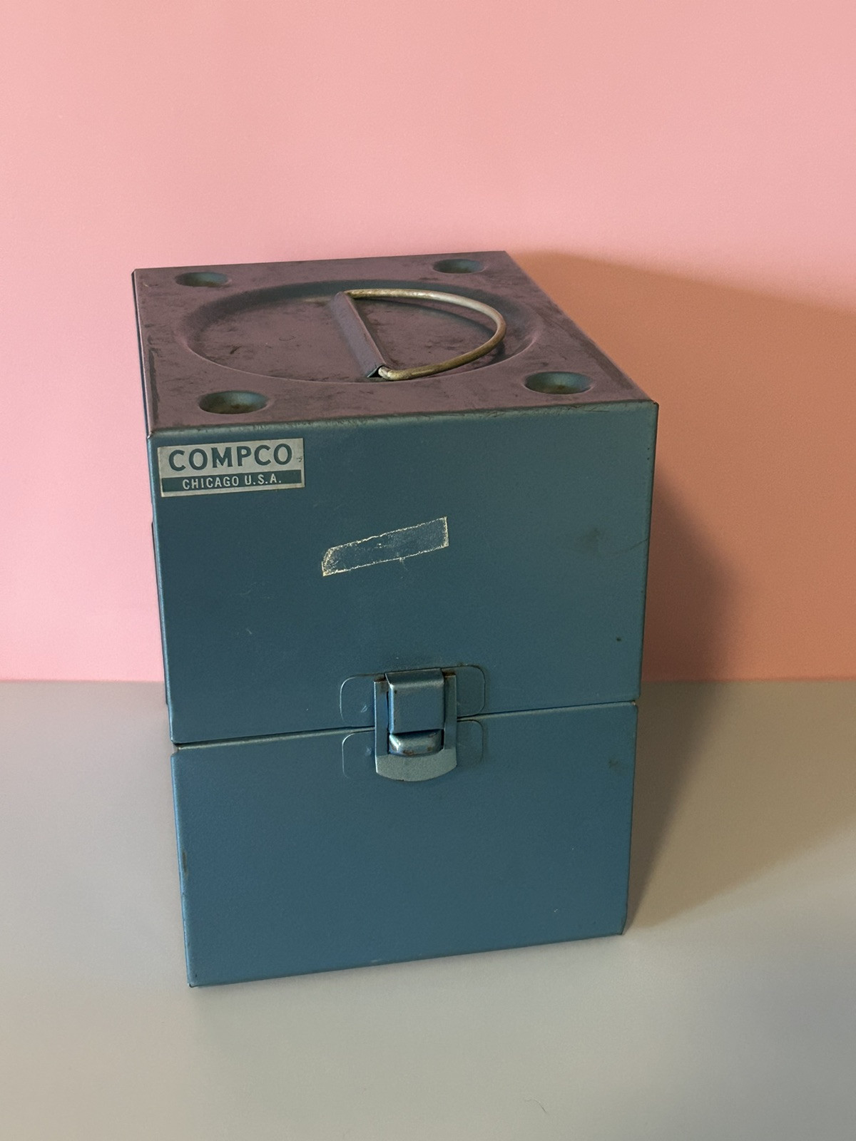 Vintage Compco Metal Reel Storage Film Case Box For Super 8mm Canisters, 6 Slots