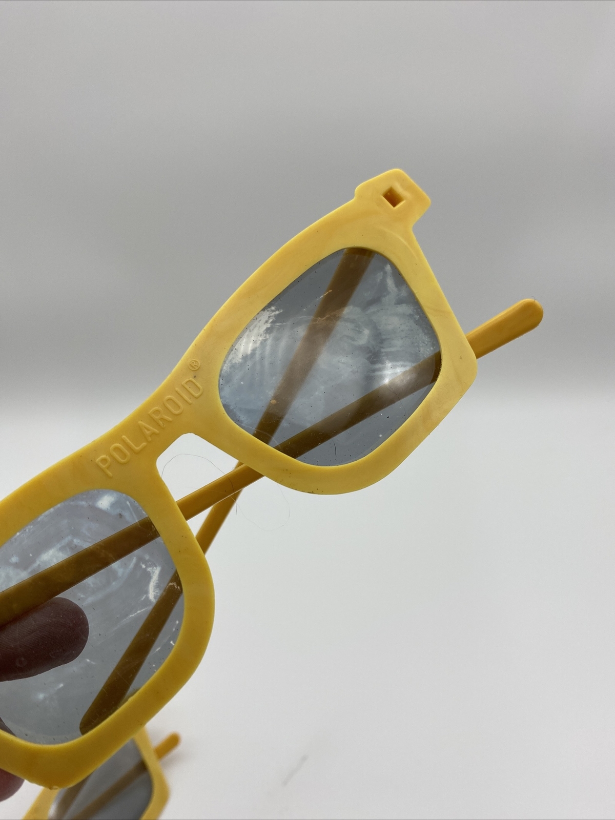 Vintage Polaroid 3-D Glasses Set of 6 Yellow Plastic Frames Model 729 Movie Film