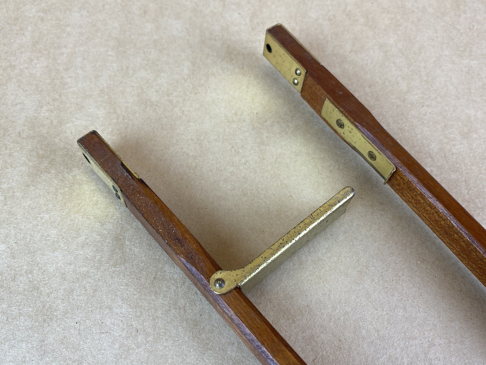 Folmer Graflex Corp Crown Tripod No. 1 Antique 1903 Tripod Legs