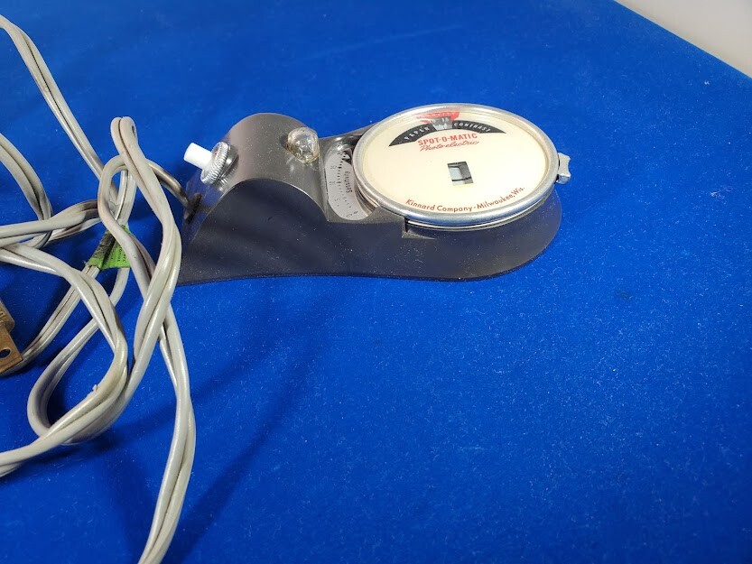 Vintage Spot-O-Matic Enlarging Meter Made in USA Model 2 WITH ORIGINAL BOX LQQK!