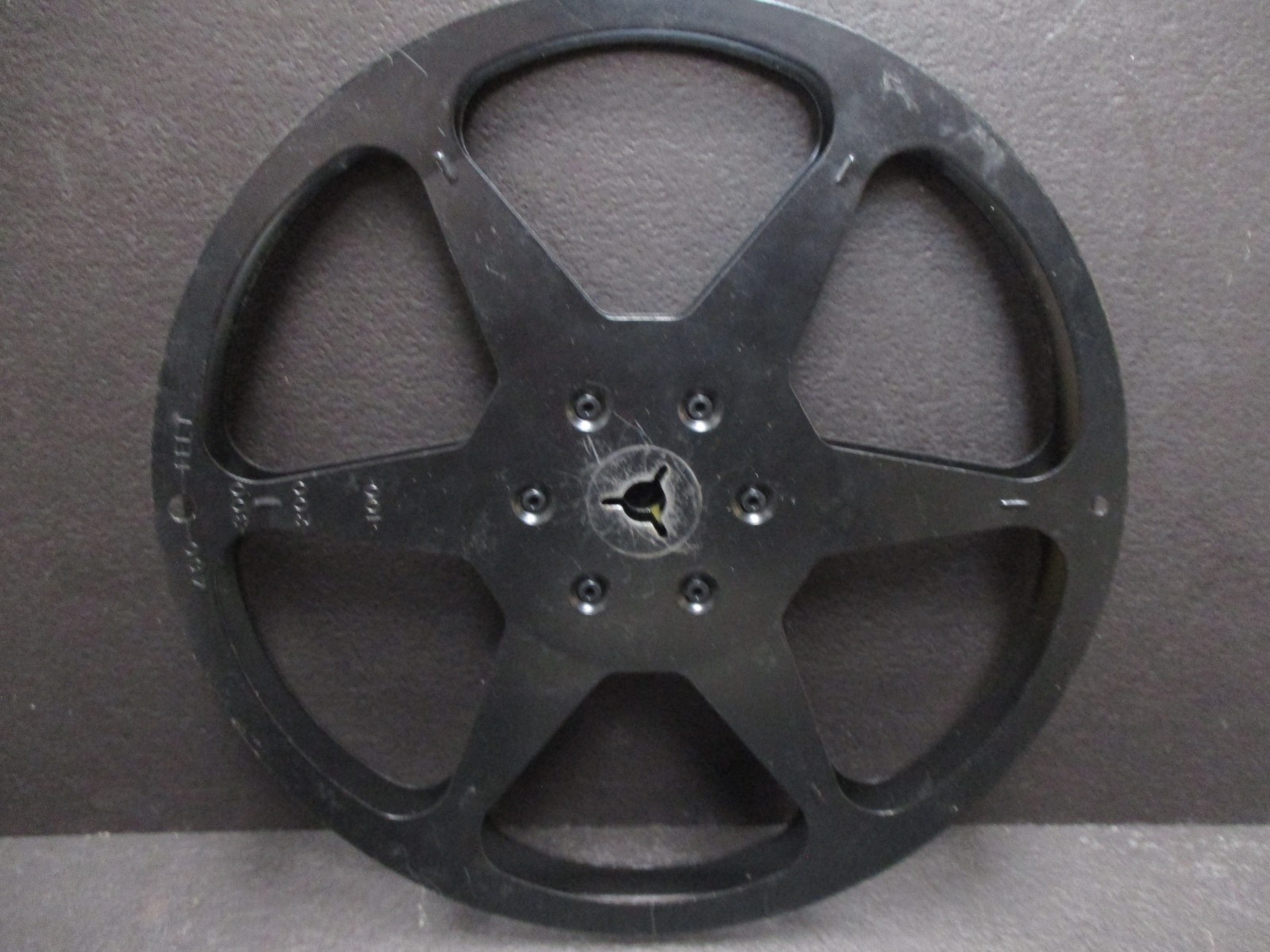 Bell & Howell 400′ metal take-up reel for 8mm projector models small hole