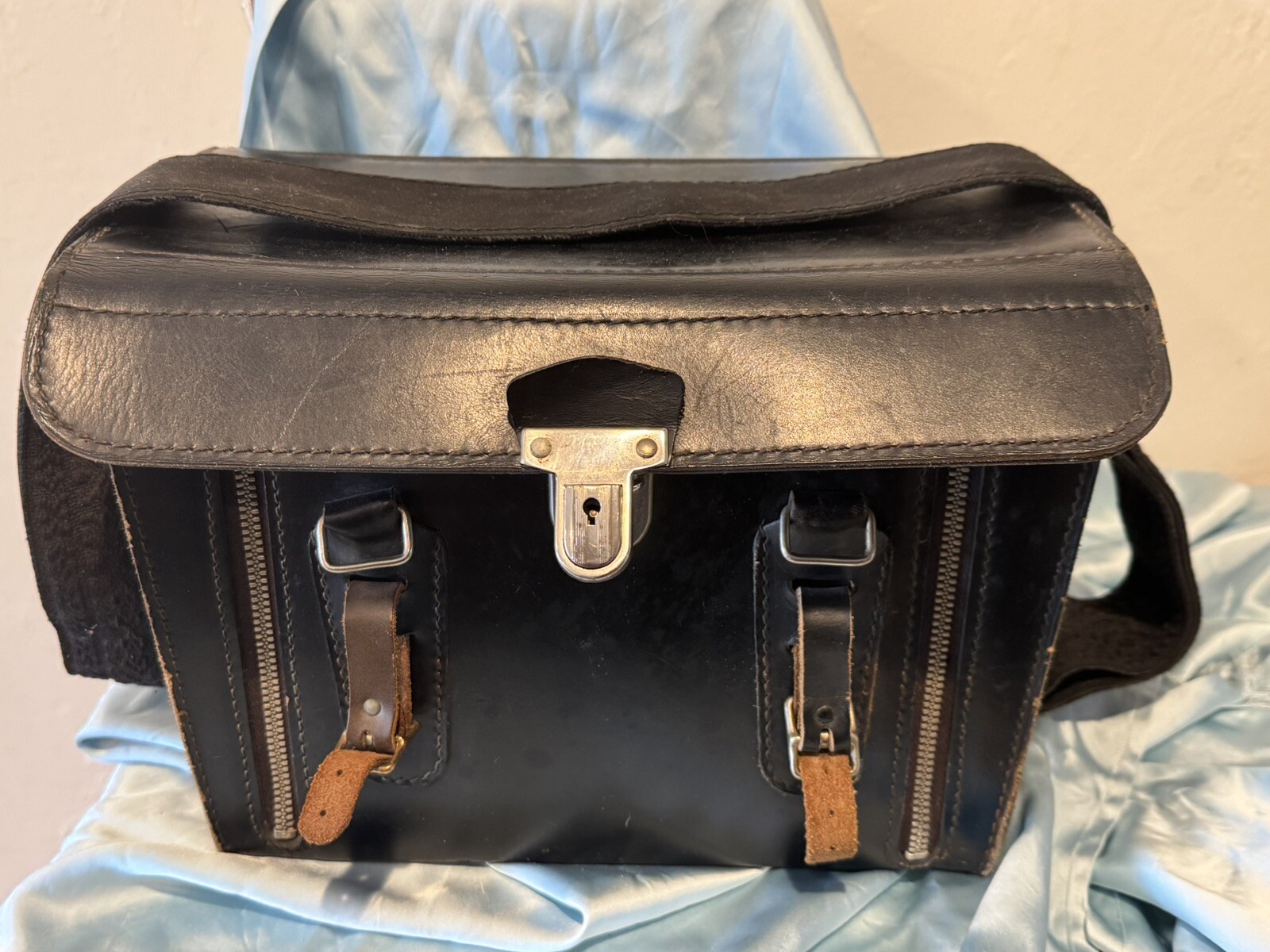 Vintage Coast Camera Case Black Genuine Cowhide Leather
