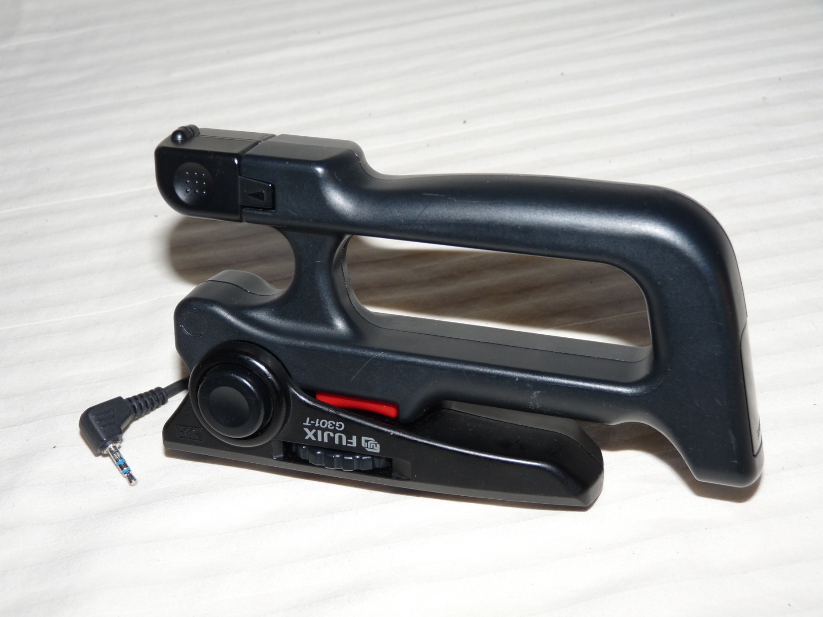 FUJIFILM FUJIX G301-T GRIP & SMALL TRIPOD TABLE TOP VIDEO CAMERA RECORDER