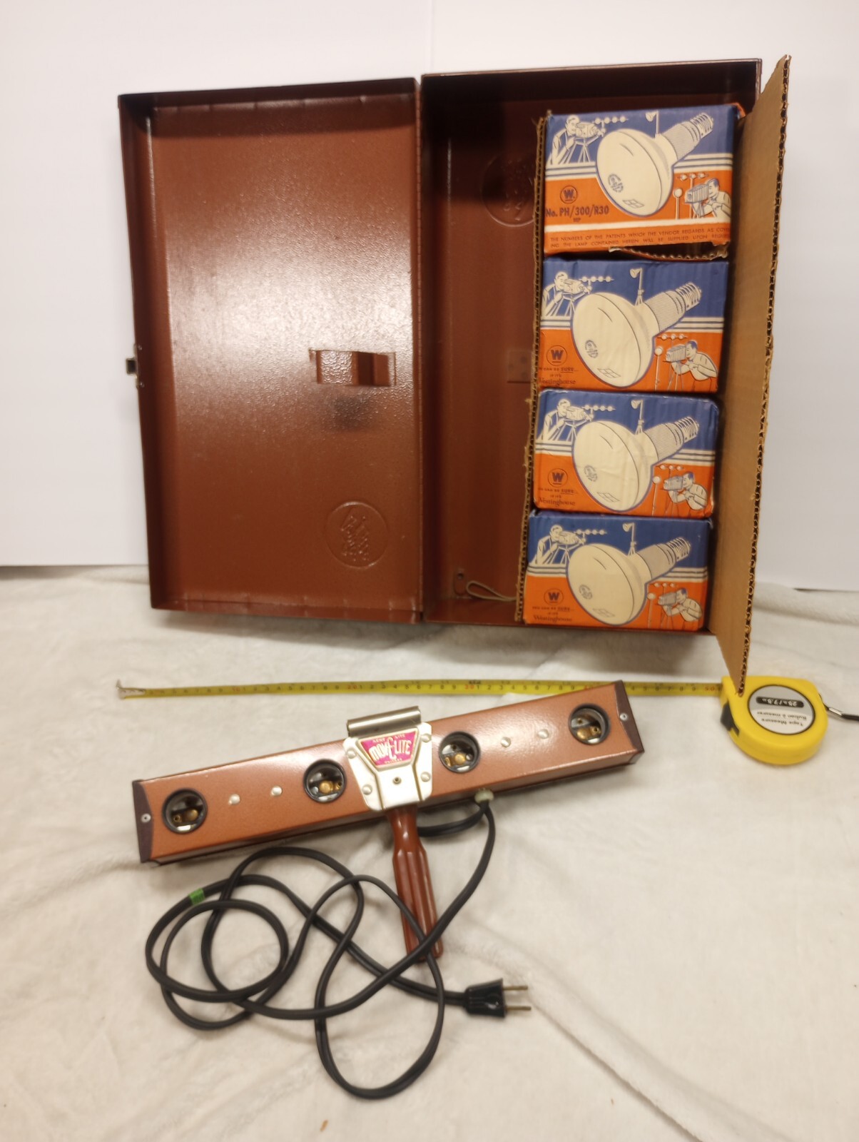 Vintage Acme Lite Mov E Lite Movie Light 4 Bulb Lighting Bar Works Original Bulb
