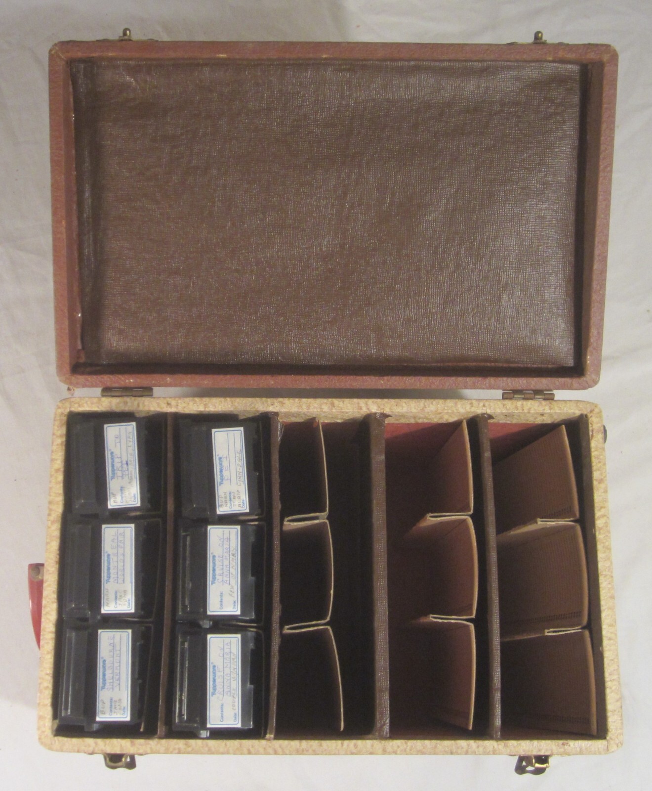 BARNETT & JAFFE BAJA — 540-Slide Carrying Case for 35mm Slides – Plus Six Trays