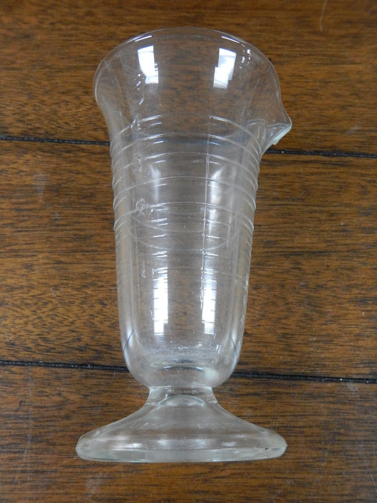 Vintage 4 Ounce Footed Glass Measuring Cup/Beaker – For Photographic Use Only