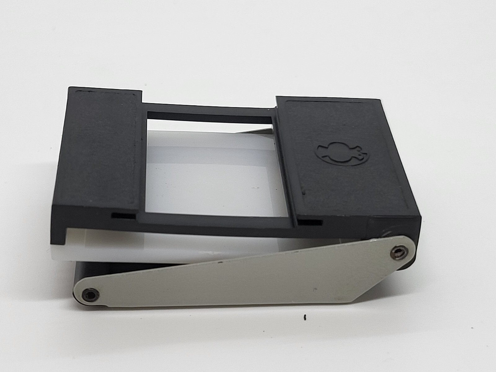 Magnifying device for viewing photographic films and transparencies, 5x USSR